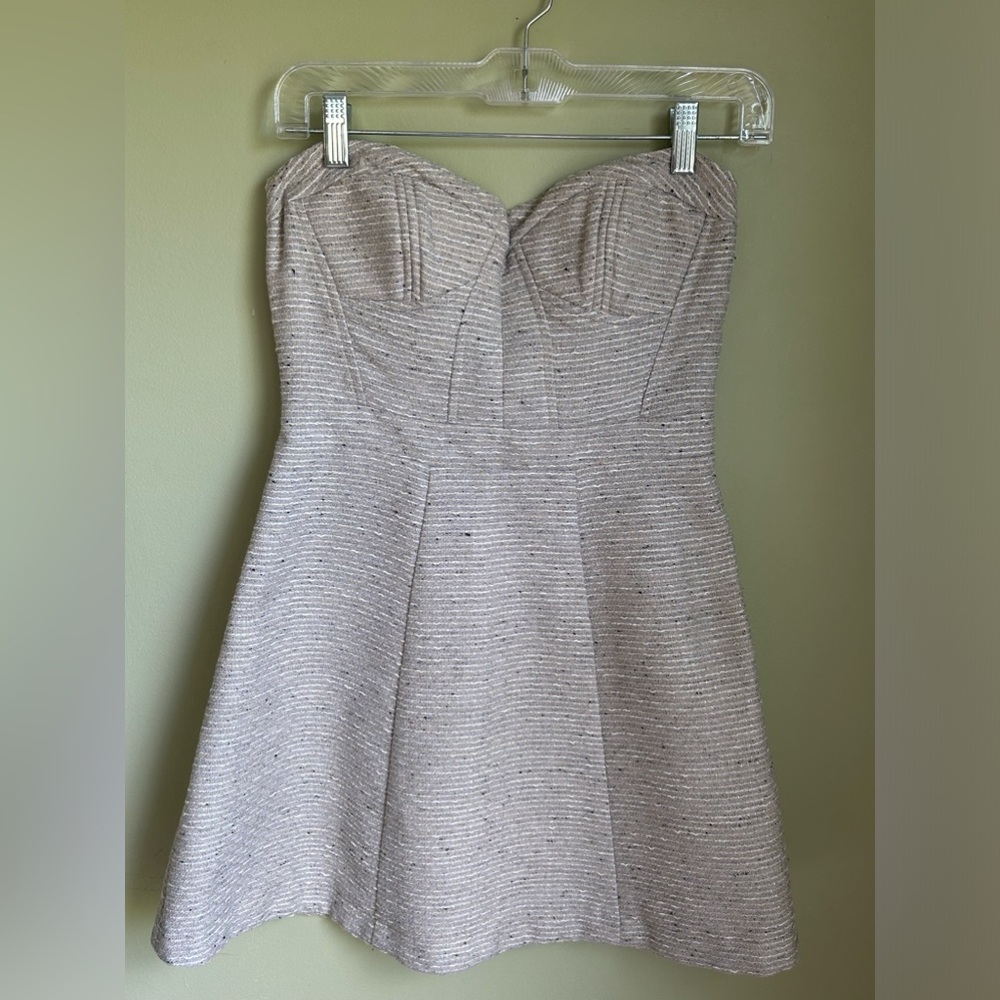 Jessica Simpson Juniors 3/4 party dress. Strapless bustier top/short a line skir
